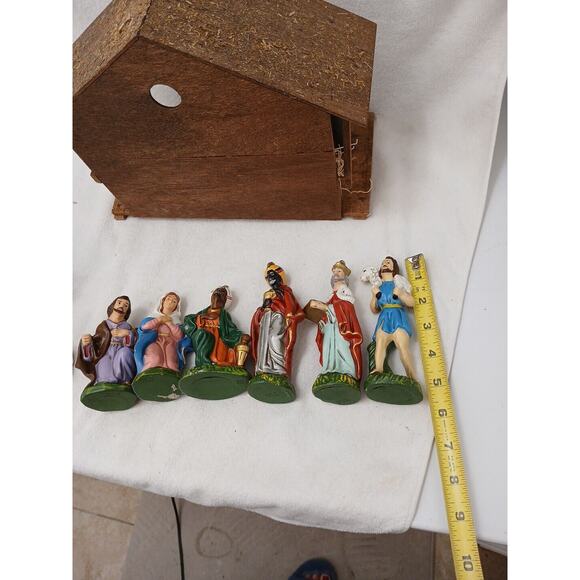 VNTG Nativity Set Hand Carved Wood Hand Painted 11 Pieces Stable Japan Christmas - Picture 13 of 16